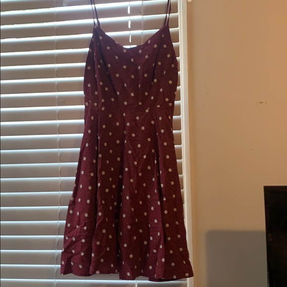Dresses - Picture 1 of 3